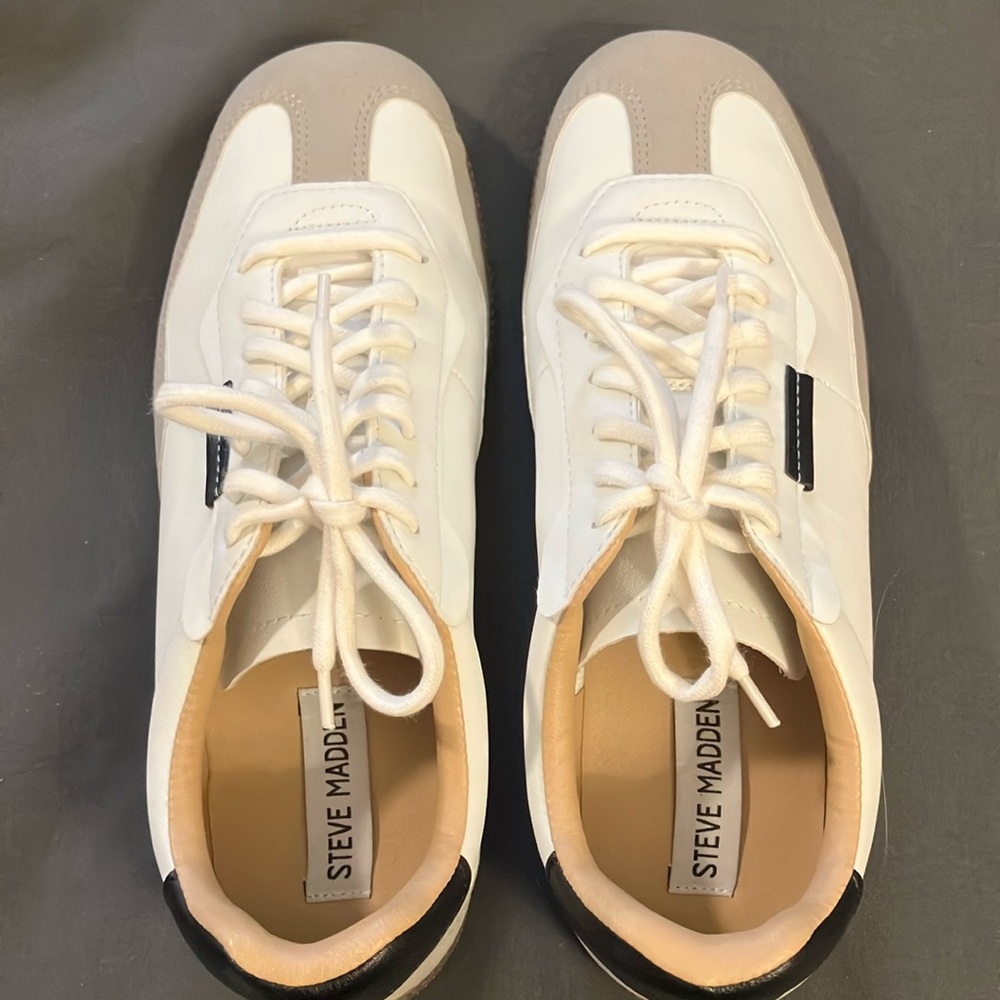 Steve Madden Emporia sneaker